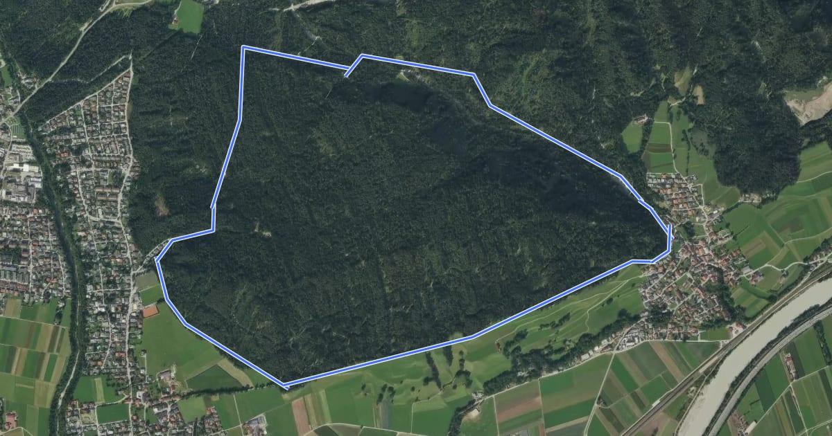 Маршрут Rundwanderweg Baumkirchen на спутниковом снимке