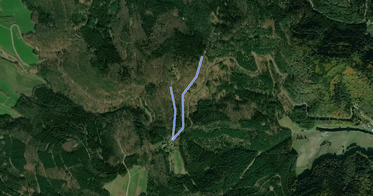 Маршрут Rundwanderweg Beerfelden Reußenkreuz 1: Schloßberg-Weg на спутниковом снимке