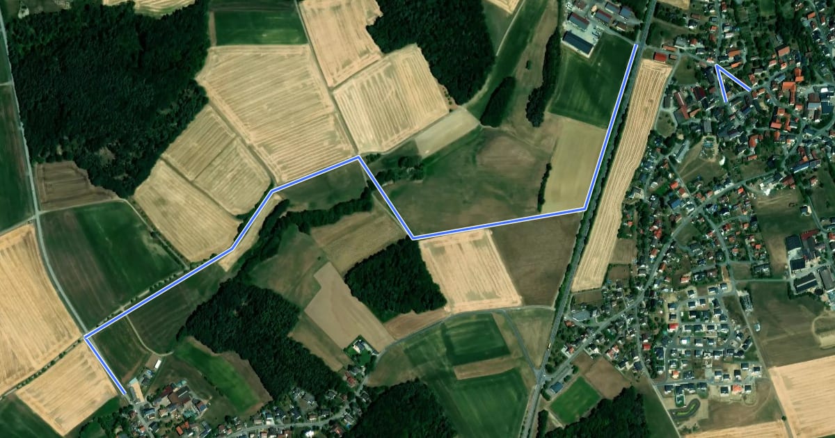 Маршрут Rundwanderweg Ebersdorf Route 4 на спутниковом снимке