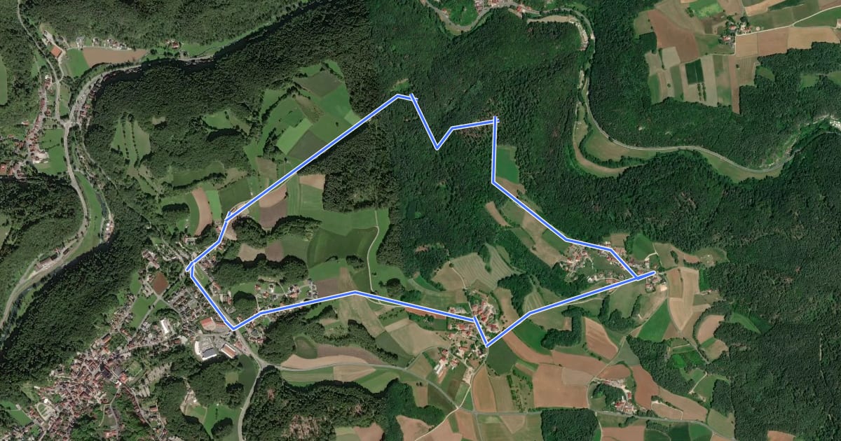 Маршрут Rundwanderweg Gößweinstein Hühnerloh на спутниковом снимке