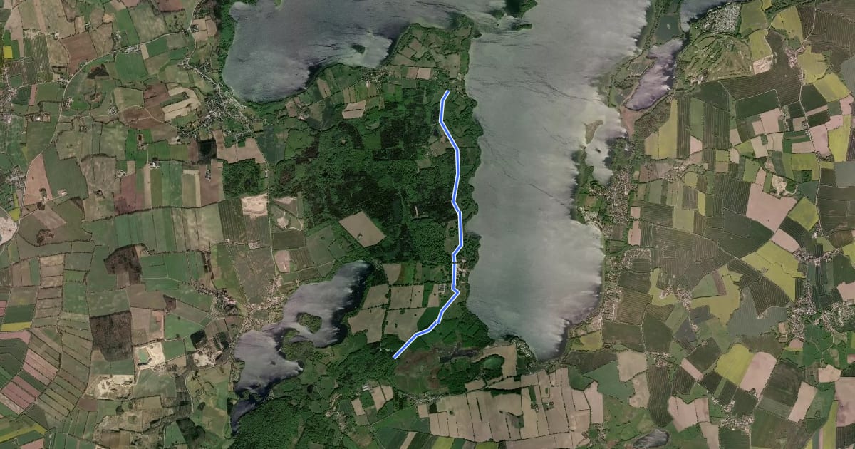 Маршрут Rundwanderweg Großer Plöner See на спутниковом снимке