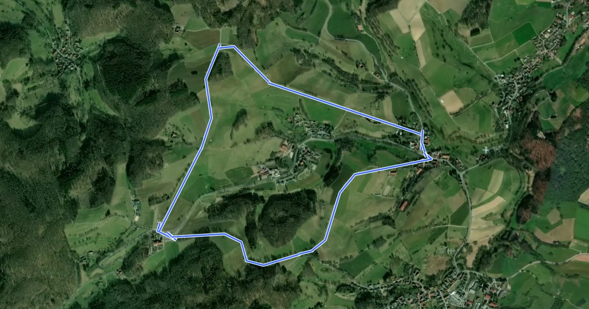 Маршрут Rundwanderweg Lautertal Kuralpe 8: Panorama-Weg на спутниковом снимке
