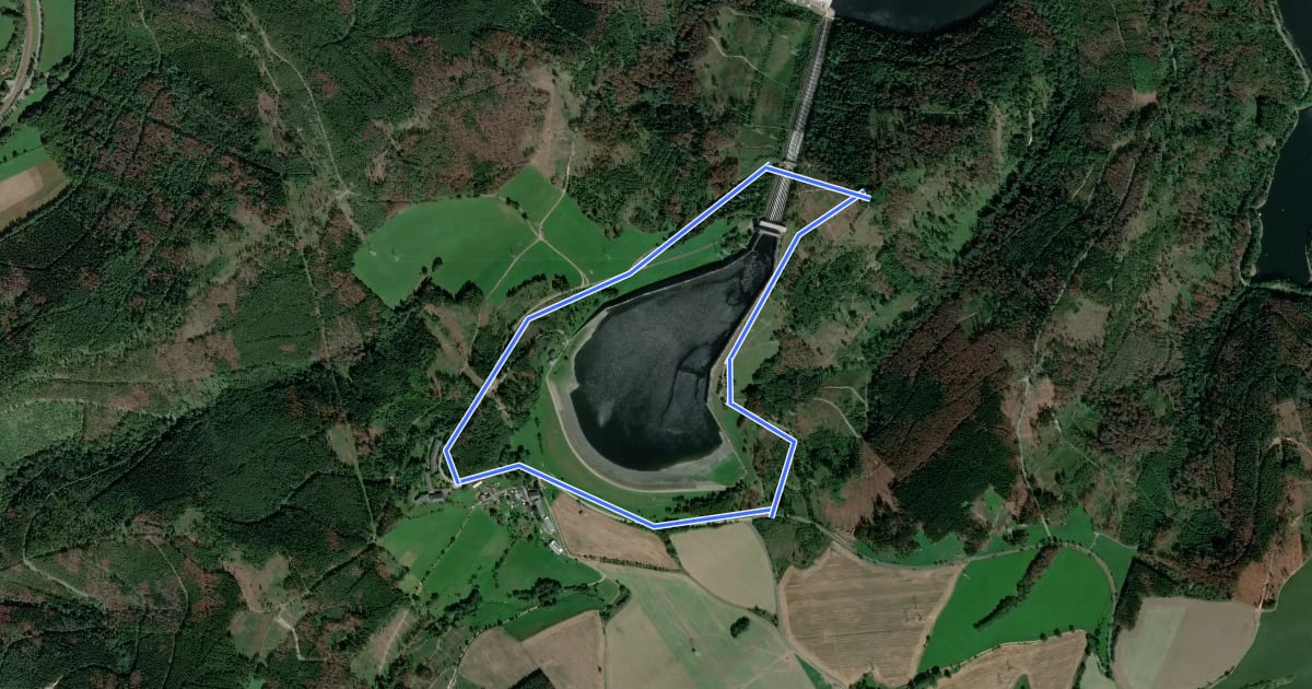Маршрут Rundwanderweg Oberbecken на спутниковом снимке