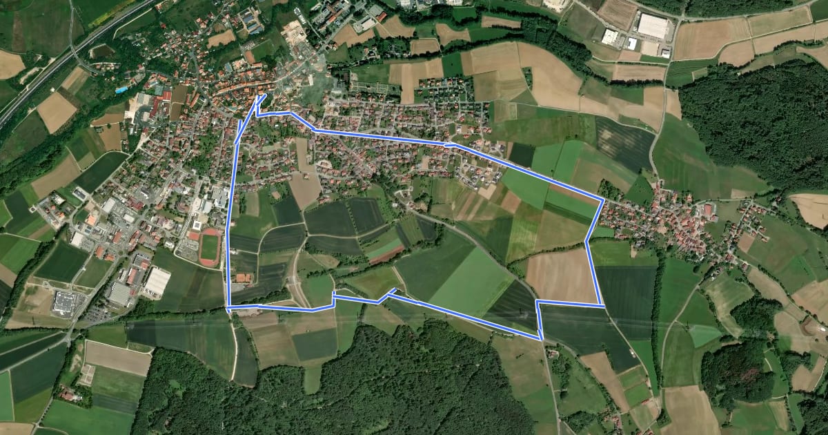 Маршрут Rundwanderweg Scheßlitz E "Scheßlitz - Hochwasserdamm - Feldkreuz am Fuße der Giechburg" на спутниковом снимке