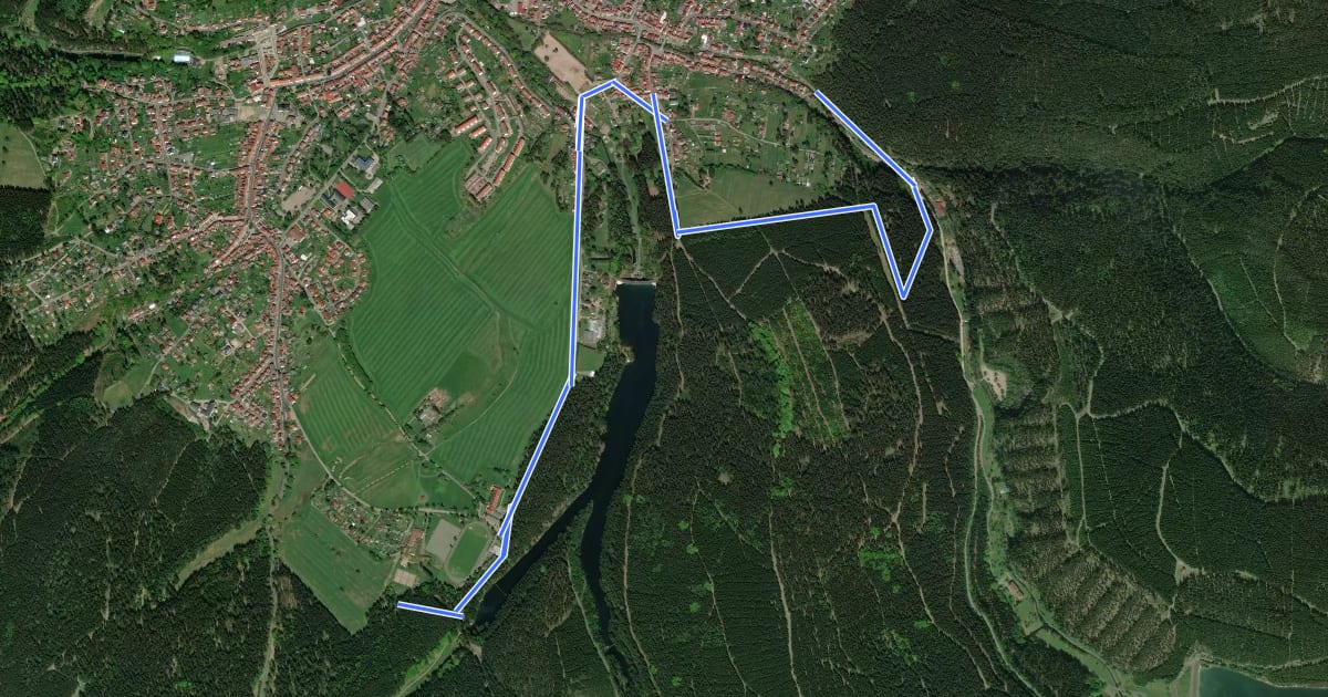 Маршрут Rundwanderweg Tambach-Dietharz на спутниковом снимке