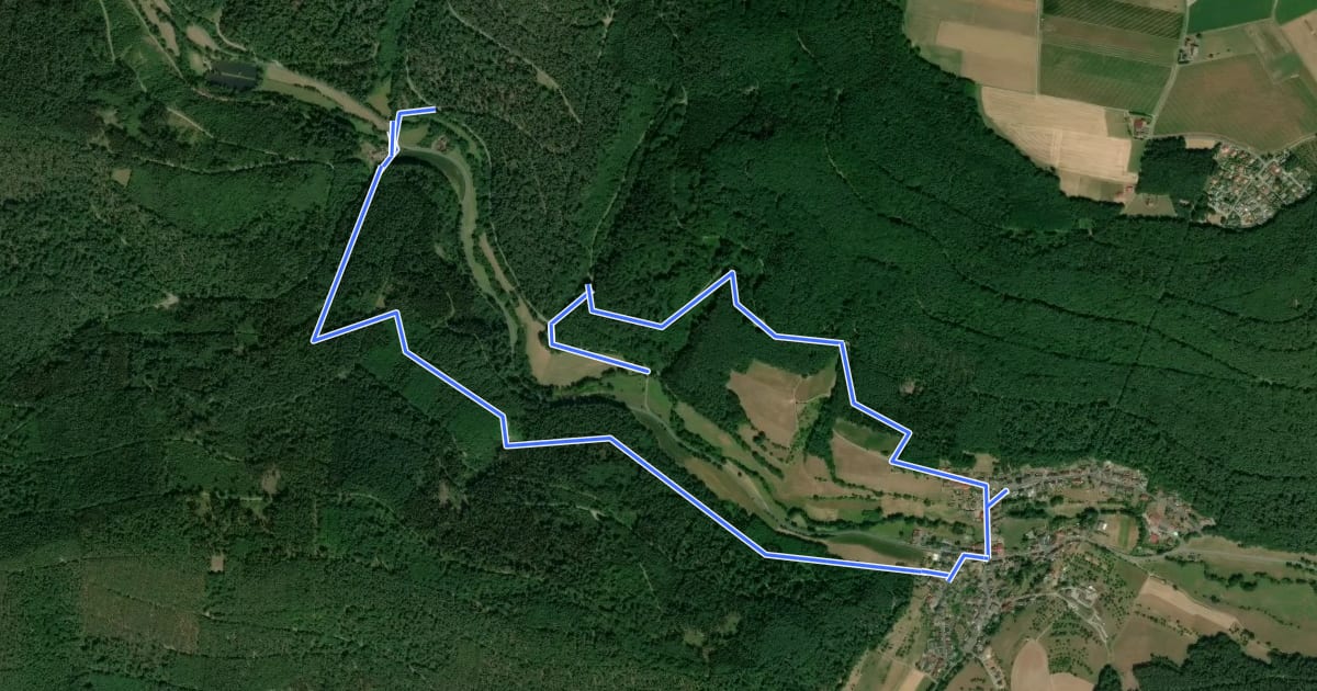 Маршрут Rundwanderweg Weilbach Schafwehr 1: Ohrenbach-Weg на спутниковом снимке