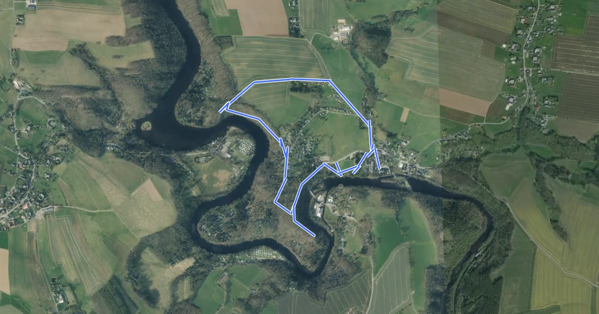 Маршрут Rundwanderweg Zeugen des Mittelalters на спутниковом снимке