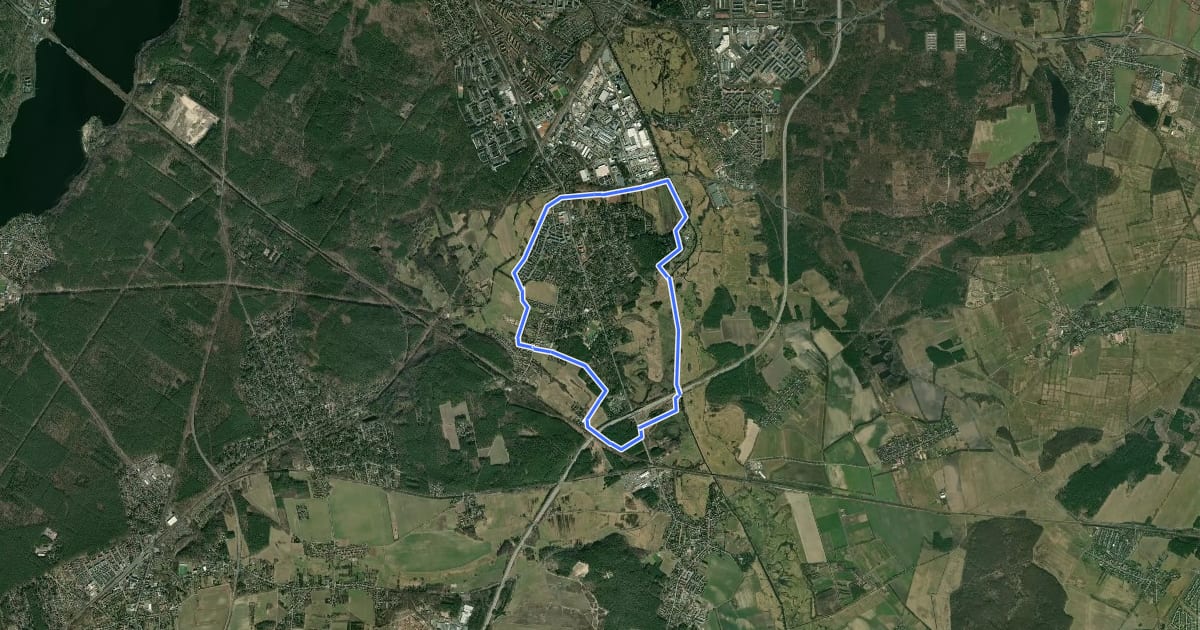 Маршрут Rundweg Bergholz-Rehbrücke на спутниковом снимке
