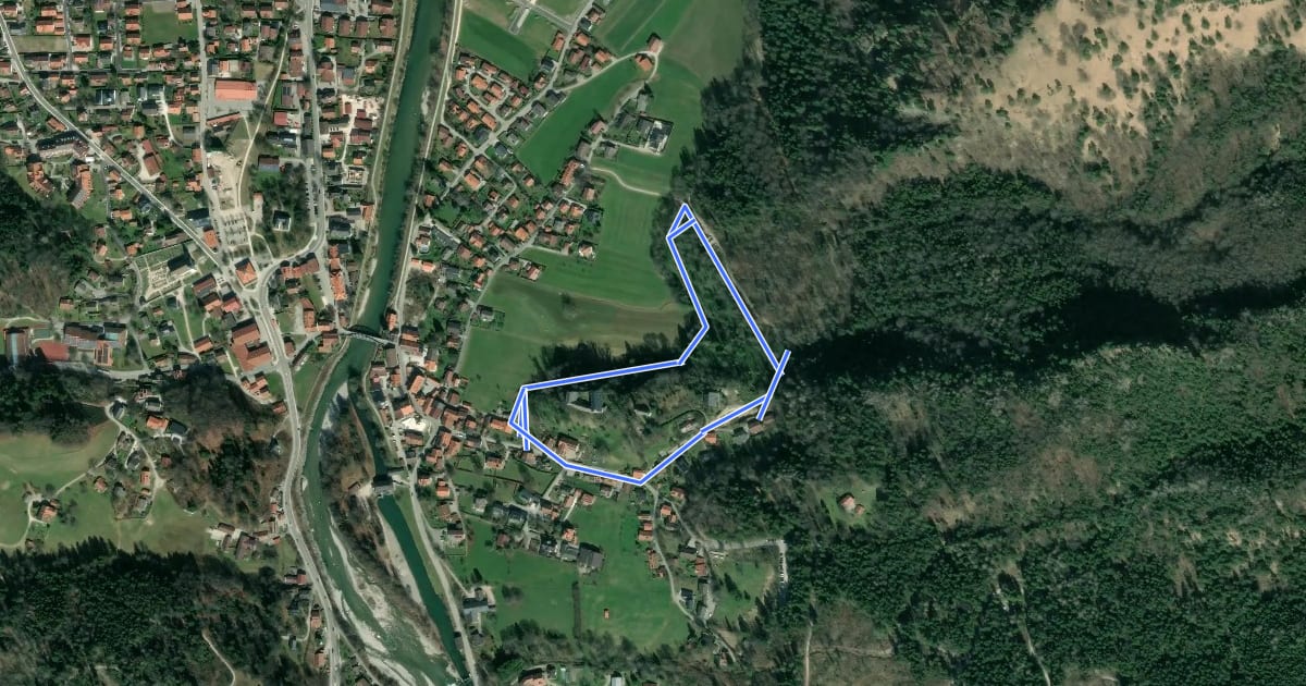 Маршрут Rundweg Burgberg на спутниковом снимке