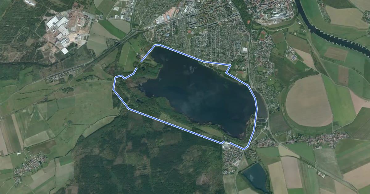 Маршрут Rundweg Großer Teich на спутниковом снимке