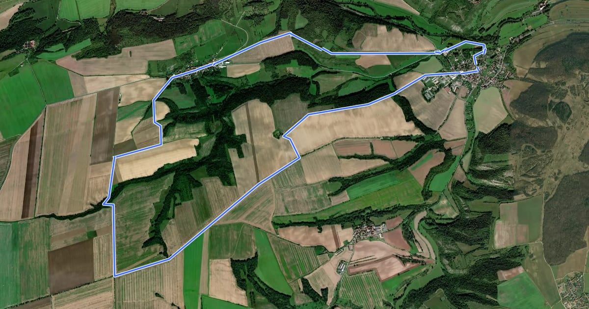 Маршрут Rundweg Hirschroda на спутниковом снимке