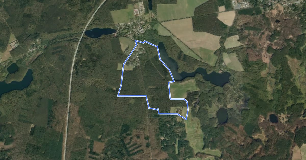 Маршрут Rundweg Lanke-Hellsee-Bergauf на спутниковом снимке