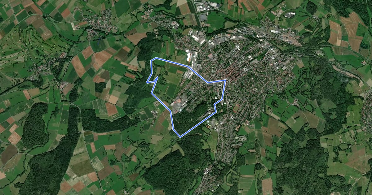 Маршрут Rundweg Lauterbach: yellow dot on white на спутниковом снимке