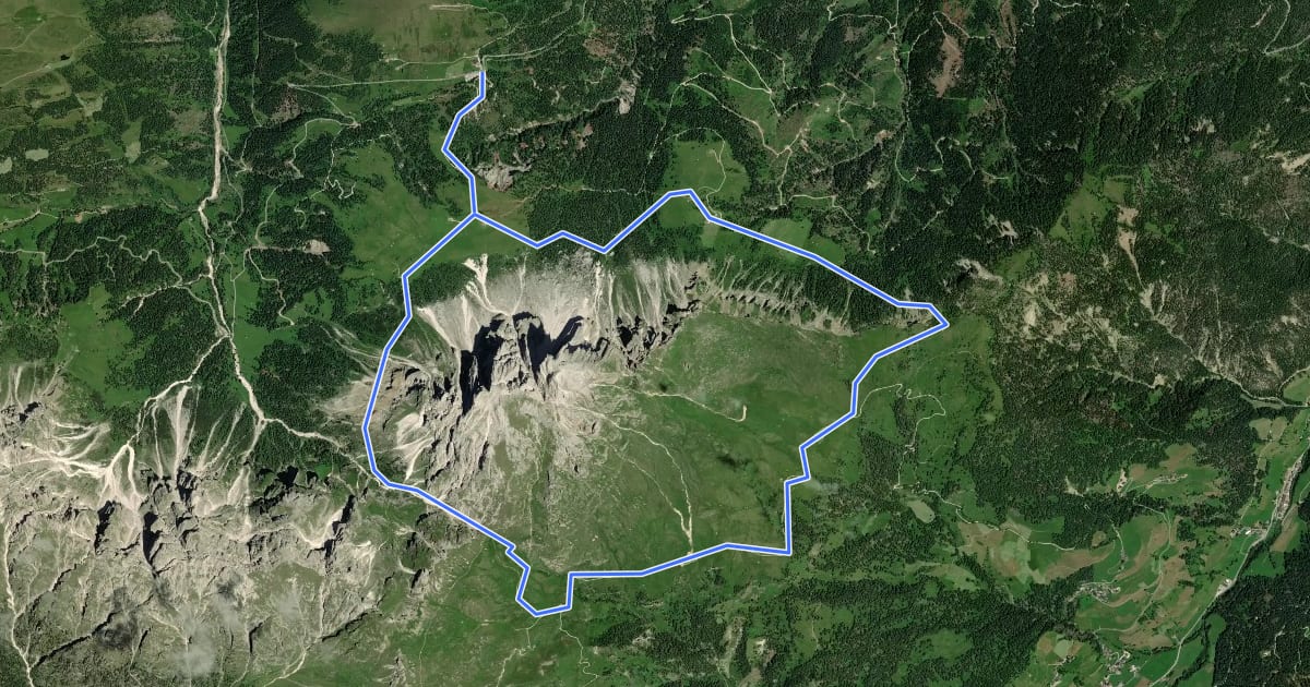 Маршрут Rundweg Peitlerkofel на спутниковом снимке