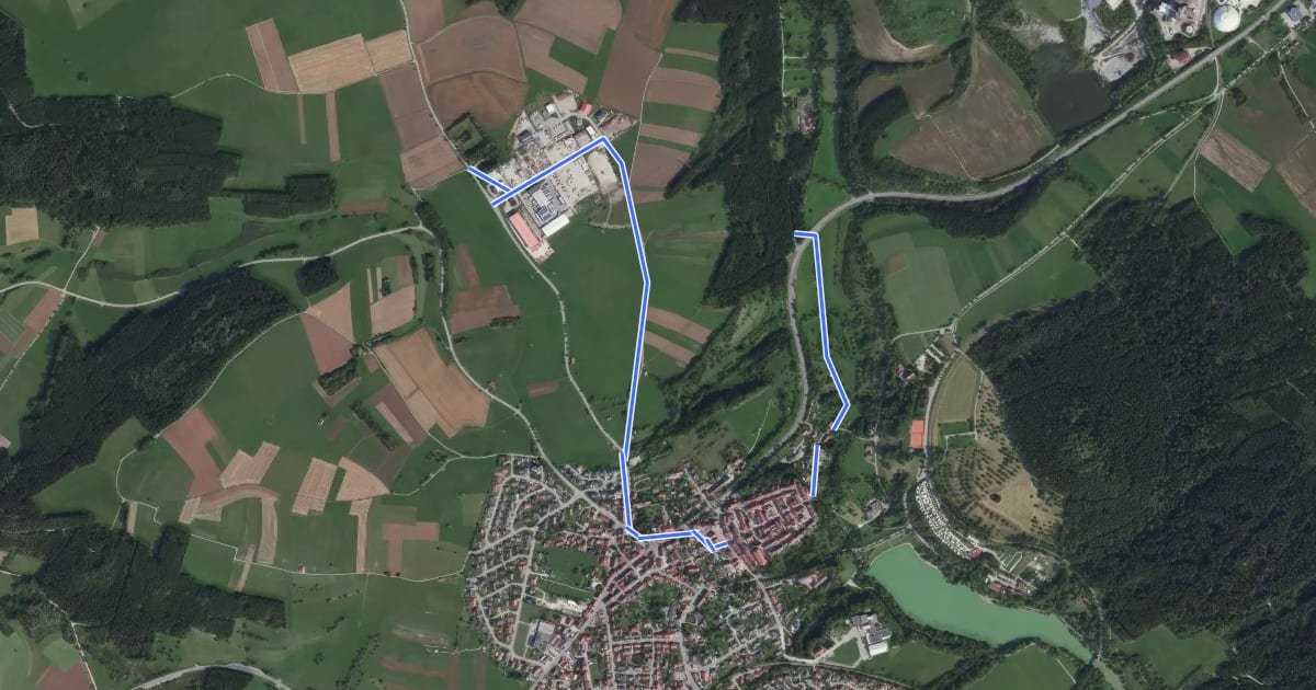 Маршрут Rundweg Täbinger Hörnle на спутниковом снимке