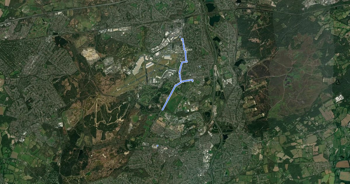 Маршрут Rushmoor Cycle Network [FA] на спутниковом снимке