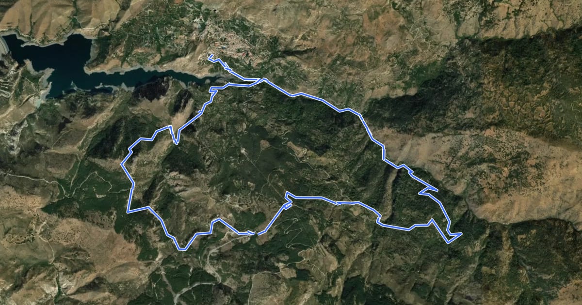 Маршрут Ruta 6: Centro BTT Güéjar Sierra - El Toro на спутниковом снимке