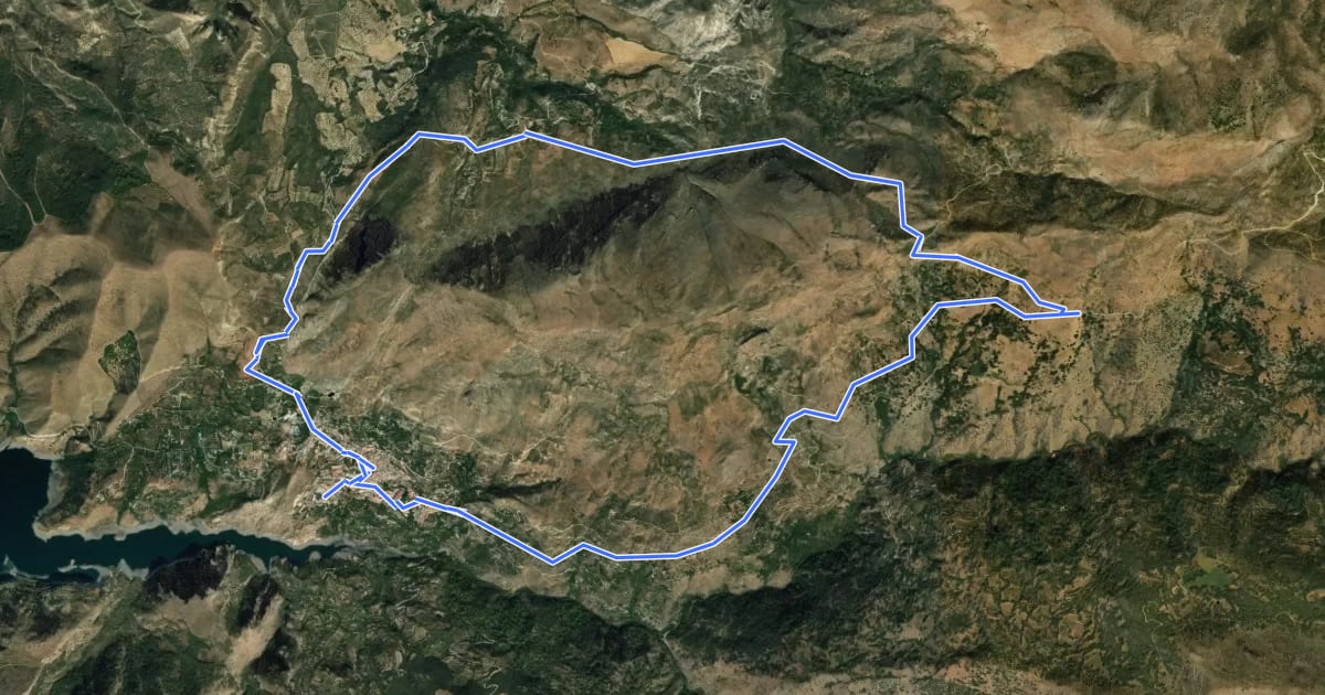 Маршрут Ruta 8: Centro BTT Güéjar Sierra - El Calar на спутниковом снимке