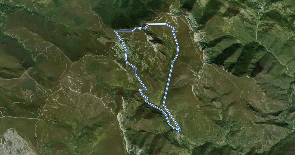 Маршрут Ruta da Lagoa da Lucenza на спутниковом снимке