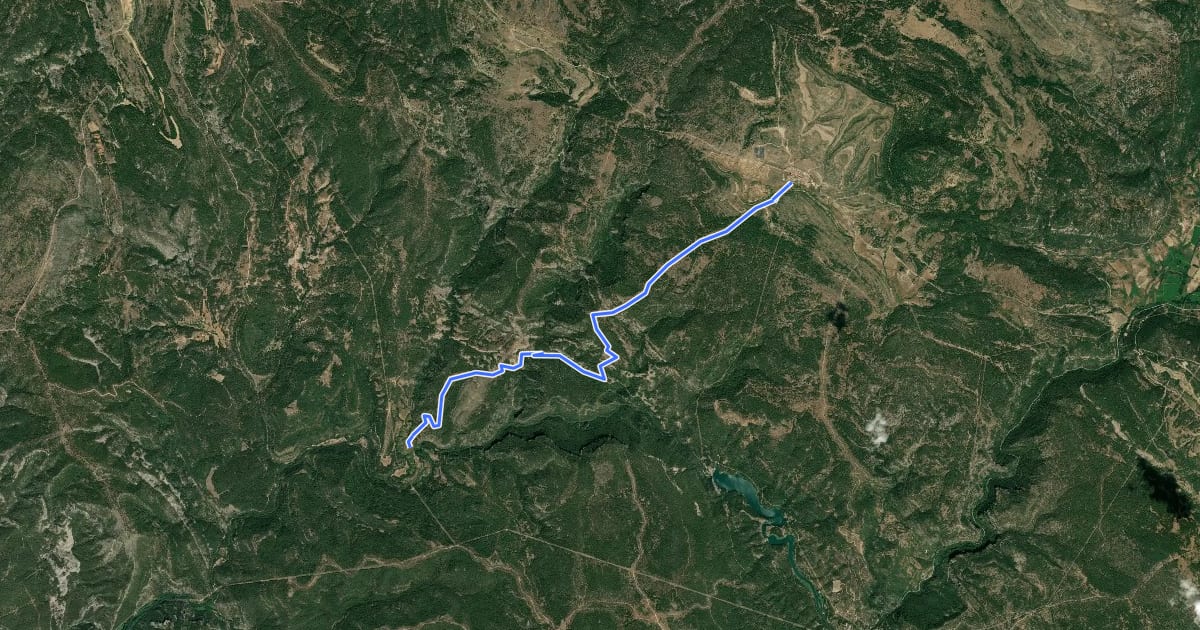 Маршрут Ruta de la Herrería de Santa Cristina на спутниковом снимке