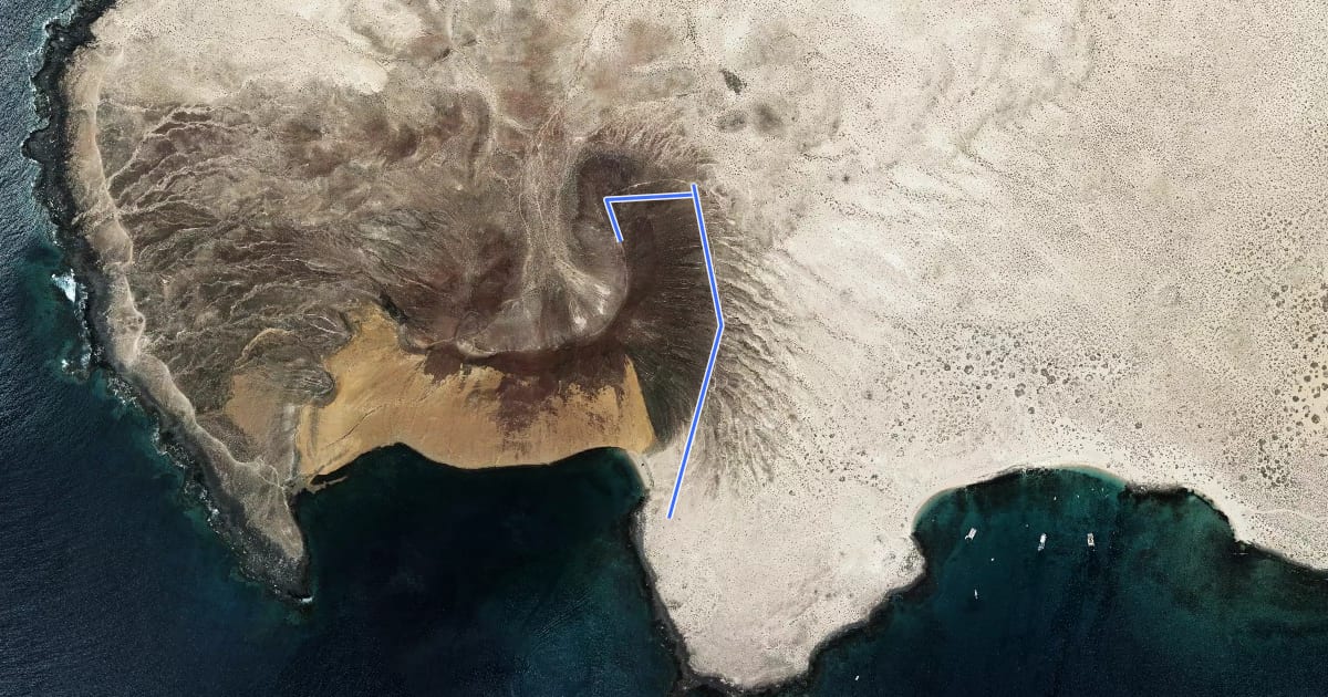 Маршрут Ruta de la Montaña Amarilla на спутниковом снимке