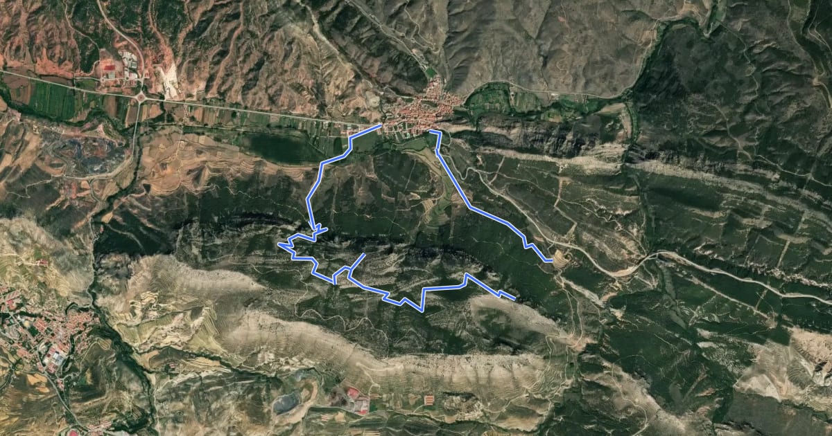 Маршрут Ruta de la Muela de Montalbán на спутниковом снимке