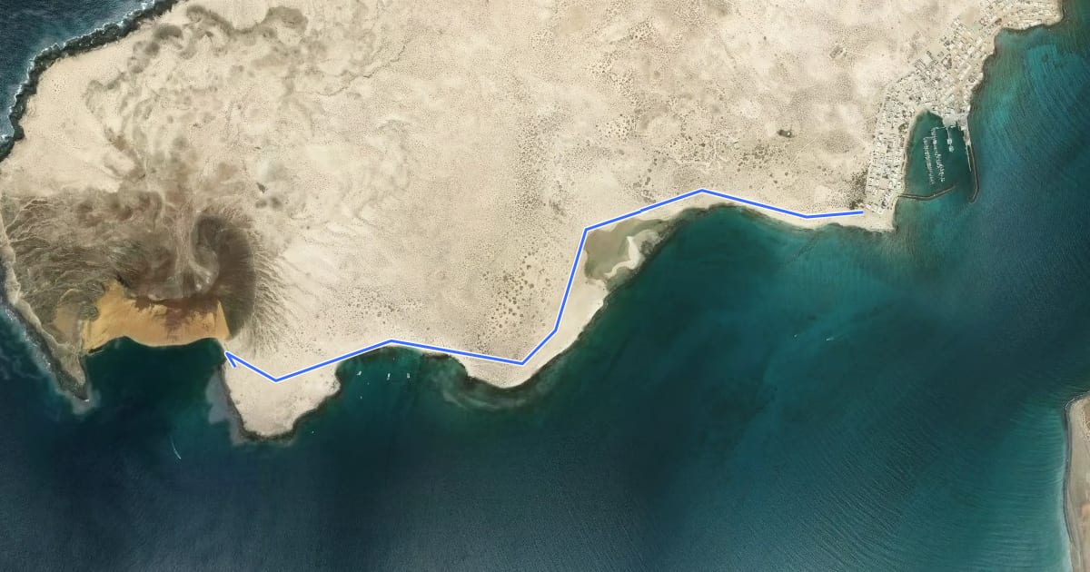 Маршрут Ruta de la Playa de la Cocina на спутниковом снимке