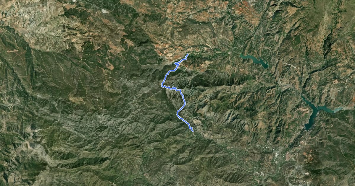 Маршрут Ruta de las Albuñuelas на спутниковом снимке