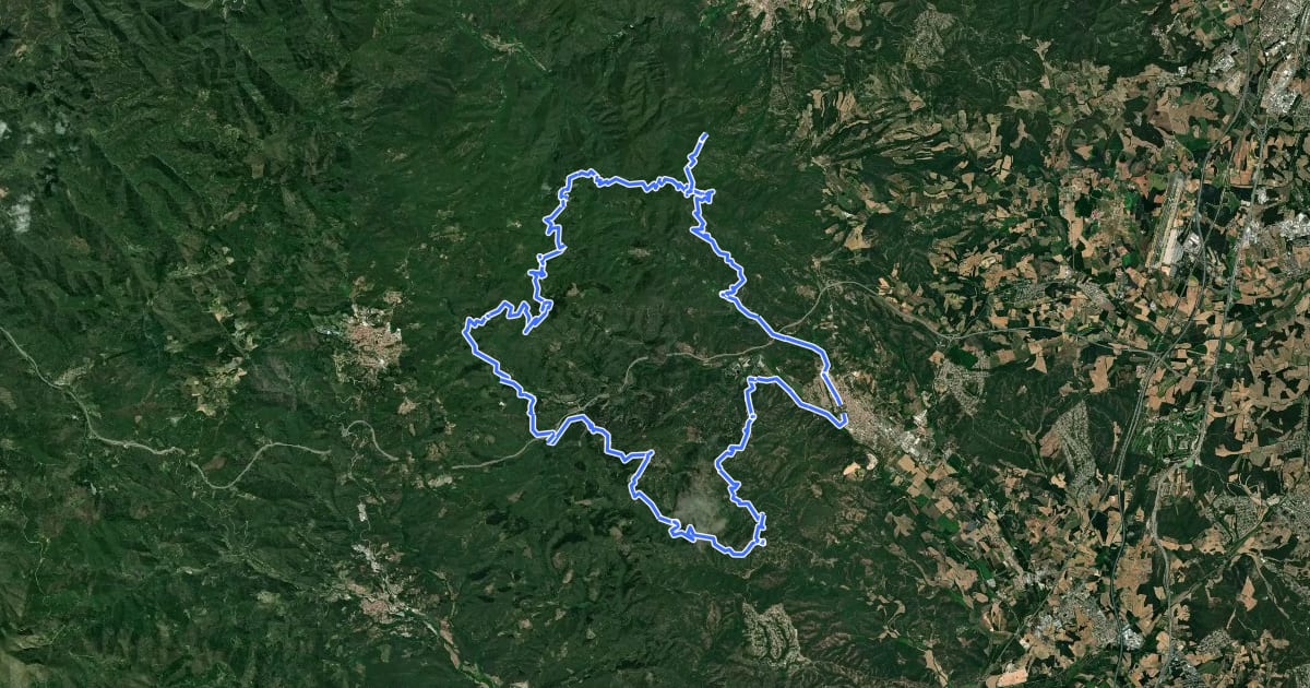 Маршрут Ruta de les 10 ermites на спутниковом снимке