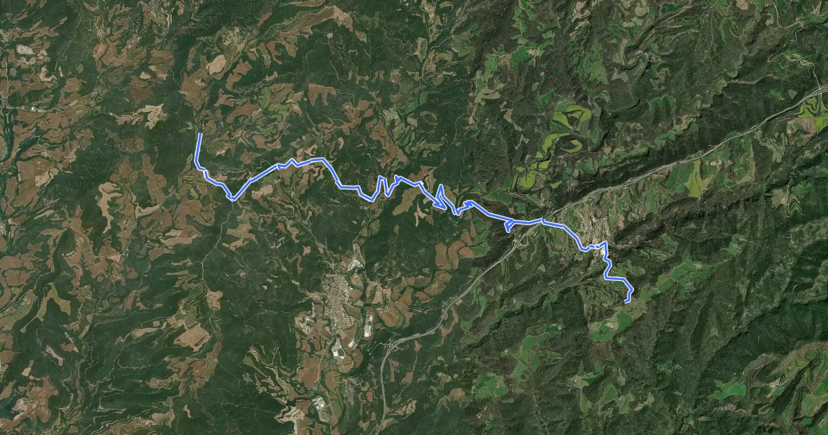 Маршрут Ruta de les vint ermites. Variant Santa Maria de Cornet - Santa Maria d'Oló на спутниковом снимке