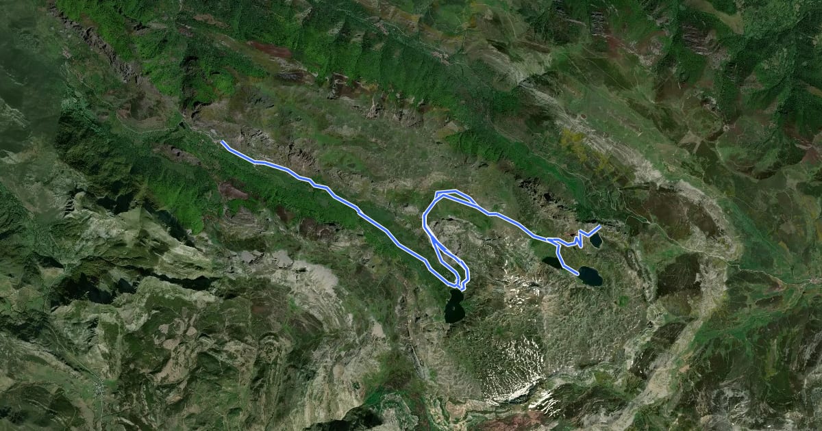 Маршрут Ruta de los Ḷḷagos на спутниковом снимке