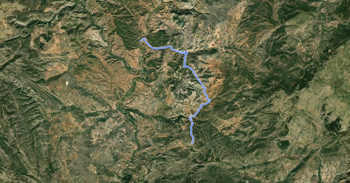 Маршрут Ruta de los barrancos на спутниковом снимке