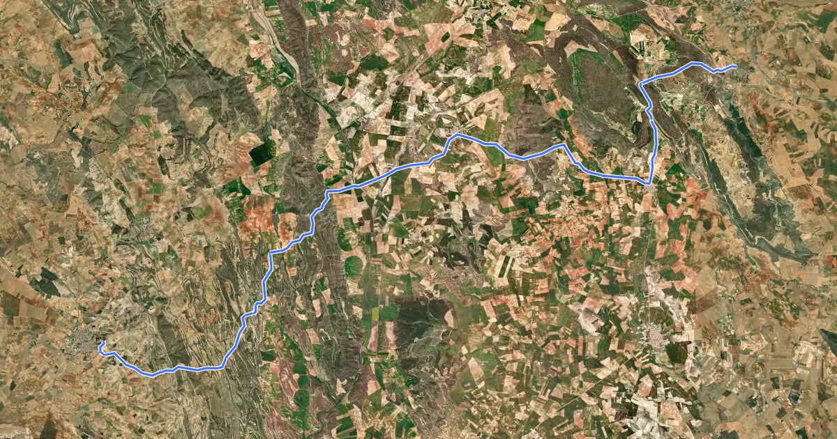 Маршрут Ruta de los Castillos del Marqués de Villena. Belmonte-Castillo de Garcimuñoz на спутниковом снимке