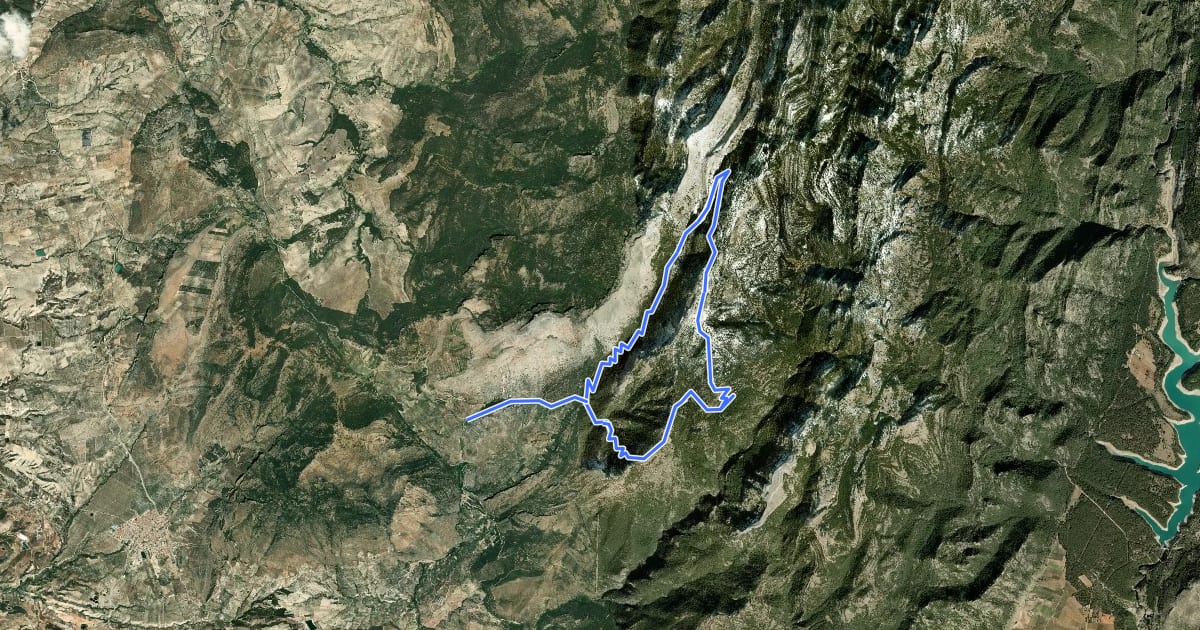 Маршрут Ruta de los Maquis на спутниковом снимке