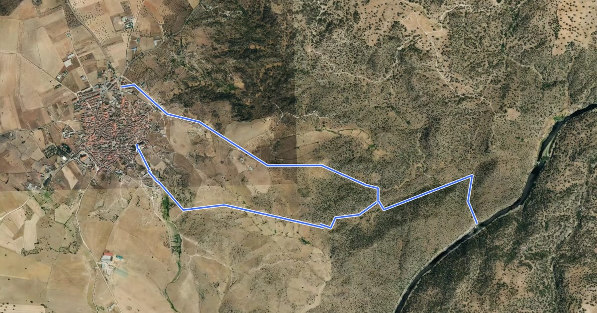 Маршрут Ruta de los Pozos Nuevos y molino de Los Rebollos на спутниковом снимке
