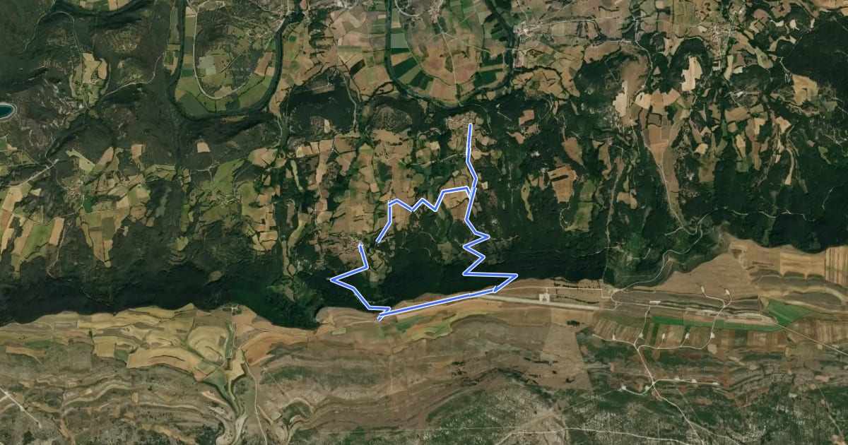 Маршрут Ruta de Sobrepeña a Lorilla на спутниковом снимке