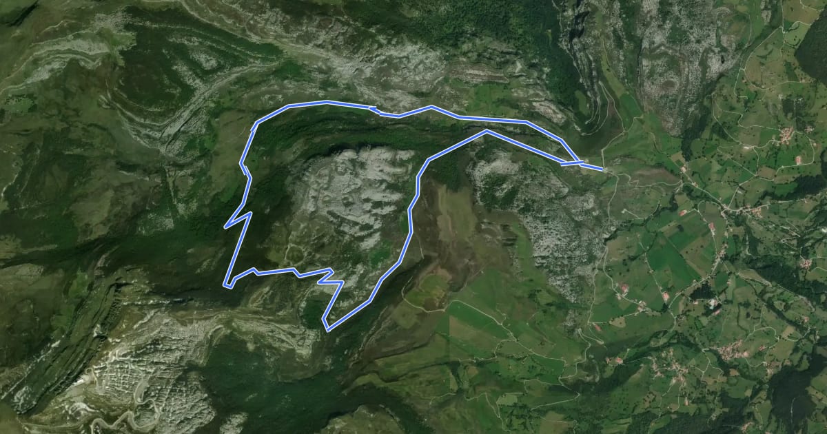 Маршрут Ruta del Glaciar de Bustalveinte – Sendero de Hondojón на спутниковом снимке
