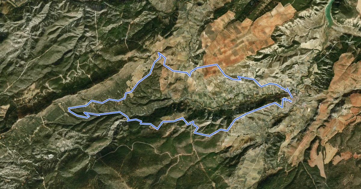 Маршрут Ruta del Gualite por Carrascal y Haza de la Cabaña на спутниковом снимке