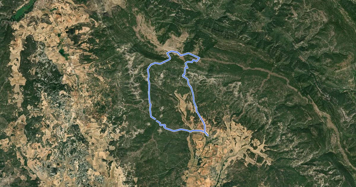 Маршрут Ruta del Prado de Navelía на спутниковом снимке
