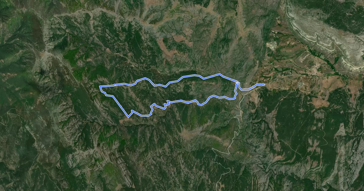 Маршрут Ruta del Río Zarzas на спутниковом снимке