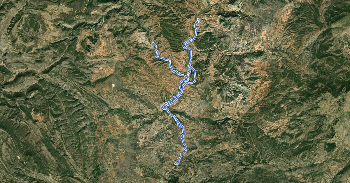Маршрут Ruta del Turia y el Ebrón на спутниковом снимке