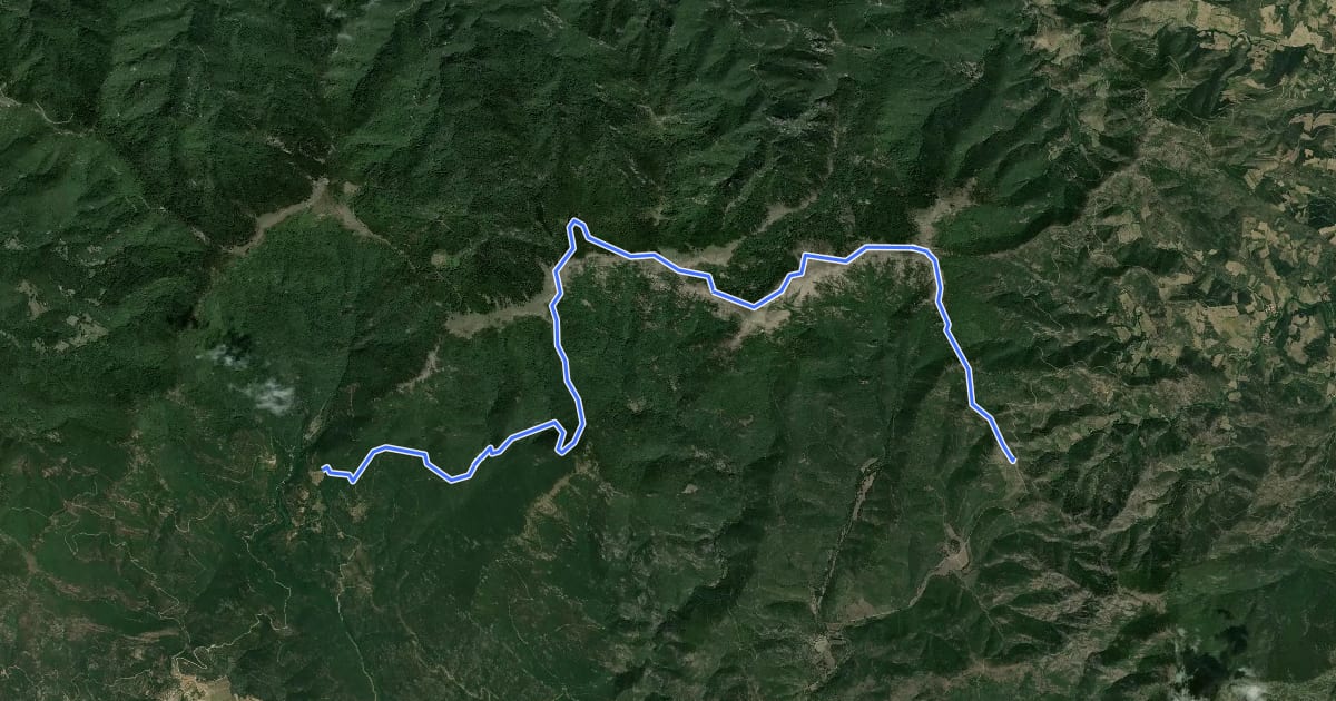 Маршрут Ruta dels 4 refugis de Tramuntana. Etapa: Refugi del Coll de Banyuls <=> Refugi "Forn de Calç" на спутниковом снимке