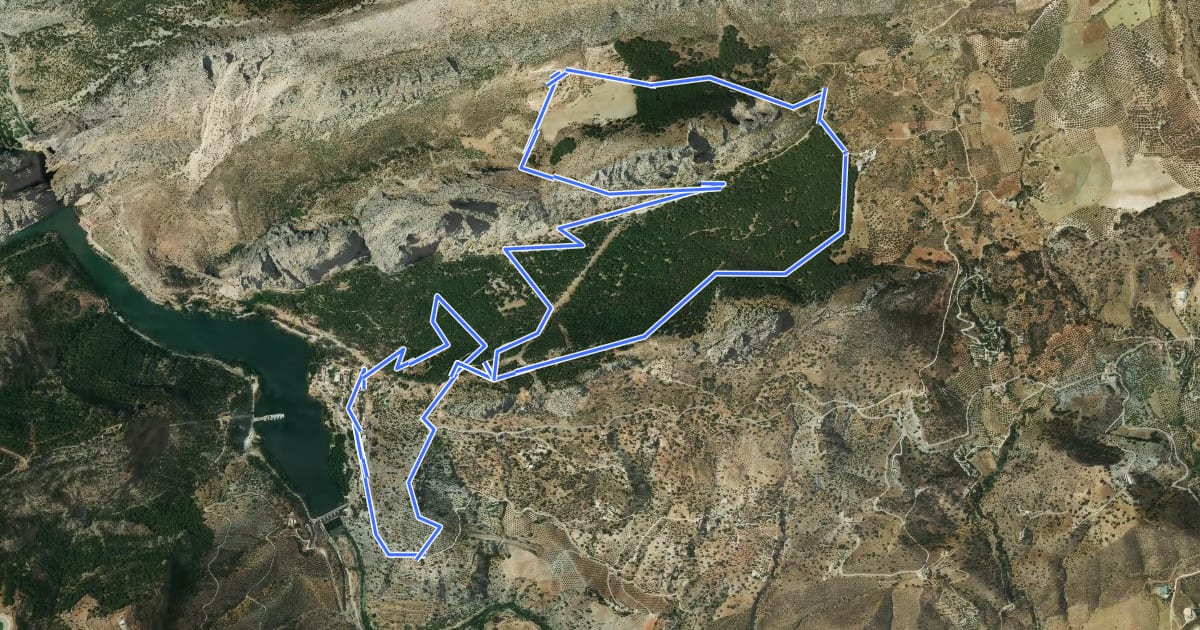 Маршрут Ruta Escalera Árabe на спутниковом снимке
