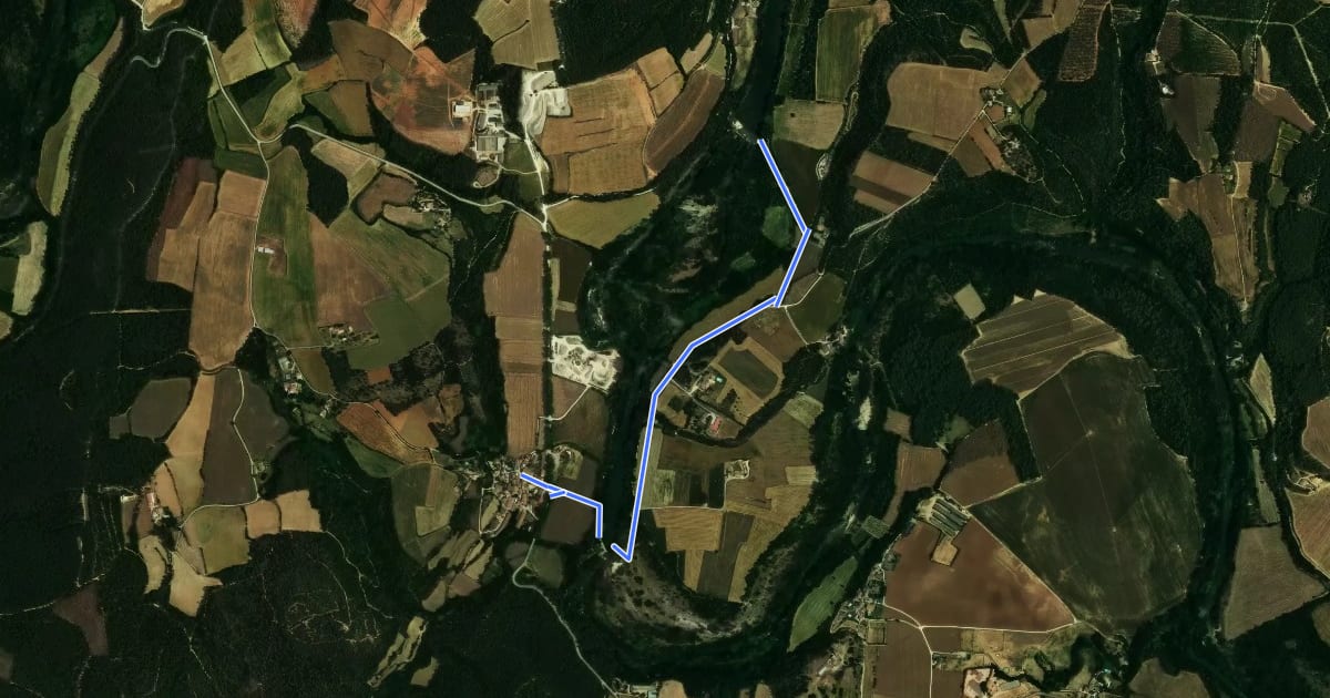 Маршрут Ruta per les ribes del Fluvià - Riba dreta на спутниковом снимке