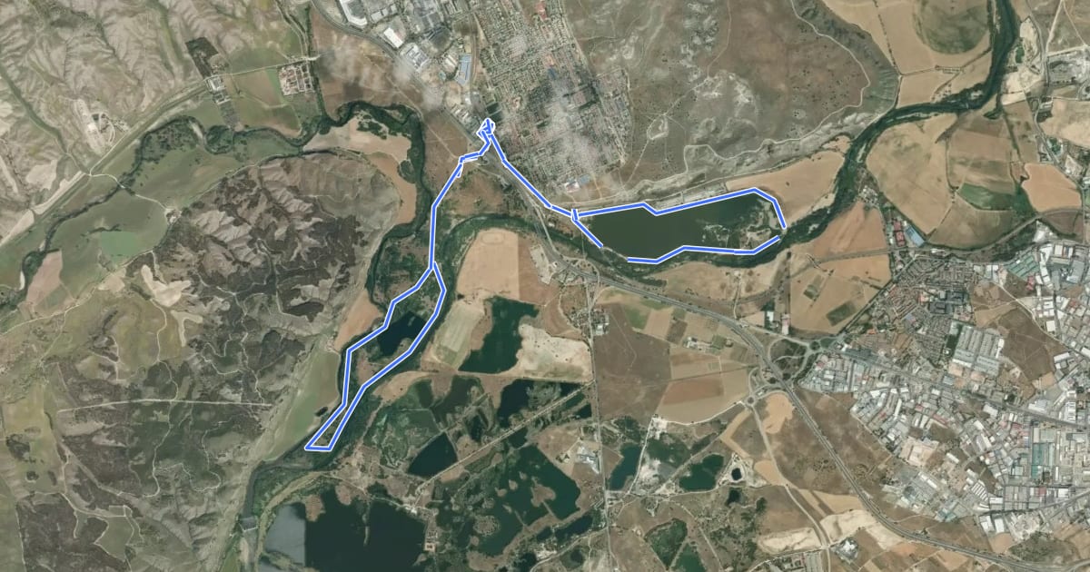 Маршрут Ruta Verde 2.3 Laguna del Campillo y Junta de los Ríos на спутниковом снимке