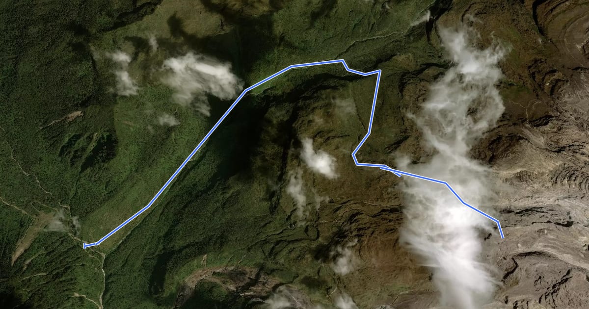 Маршрут Ruta via Q. Verdún al Campamento Colombiano на спутниковом снимке