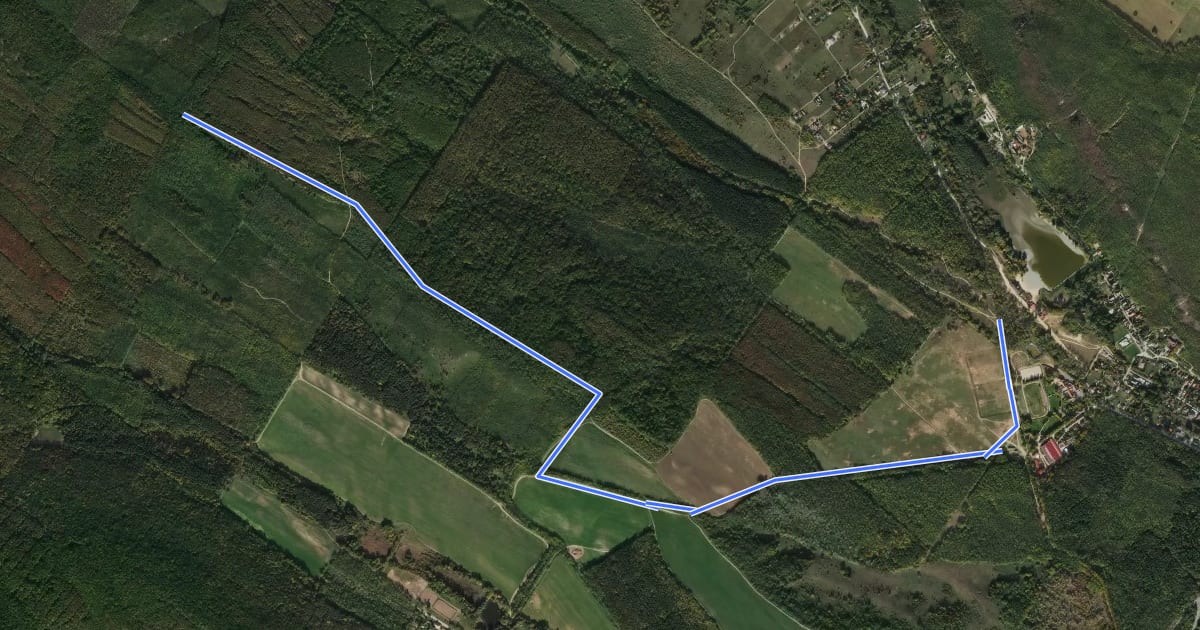 Маршрут S+ (Csanak – Domonyvölgy, Lázár lovaspark) на спутниковом снимке