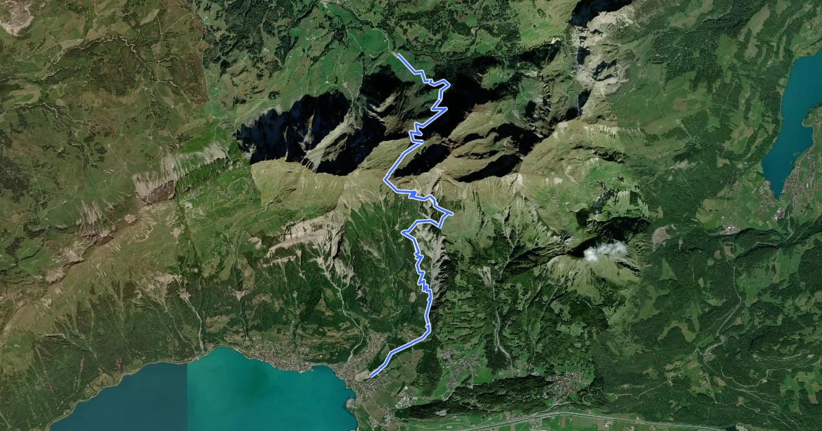 Маршрут Sörenberg - Eiseesattel - Stafelmad - Irtschelen - Brienz (via Biketrail Schwanden-Brienz) на спутниковом снимке