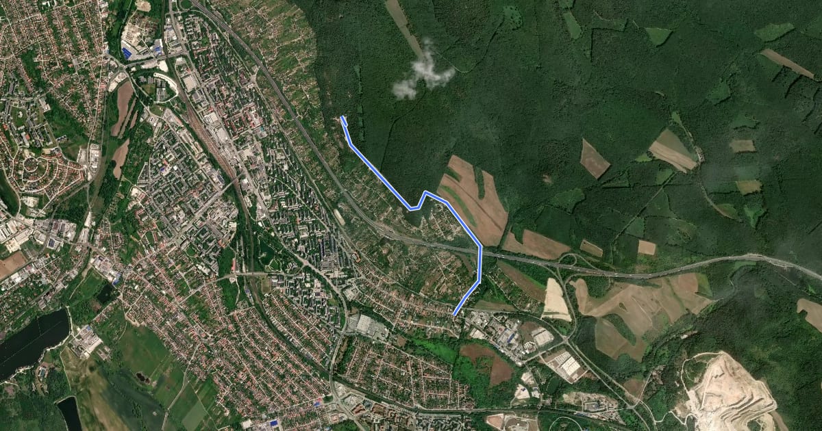 Маршрут S+ (Turul-emlékmű – Panoráma út – Tatabánya, Alsógalla) на спутниковом снимке