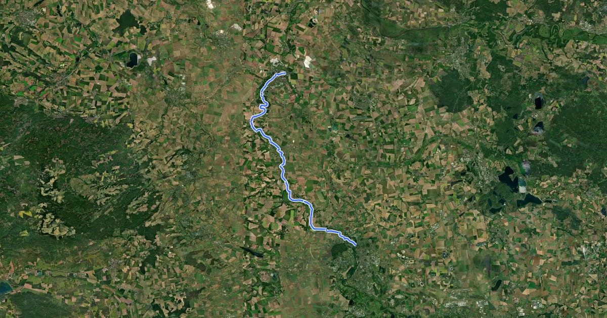 Маршрут Saaleradweg Etappe 8 - Von Halle (Saale) nach Bernburg (Saale) на спутниковом снимке